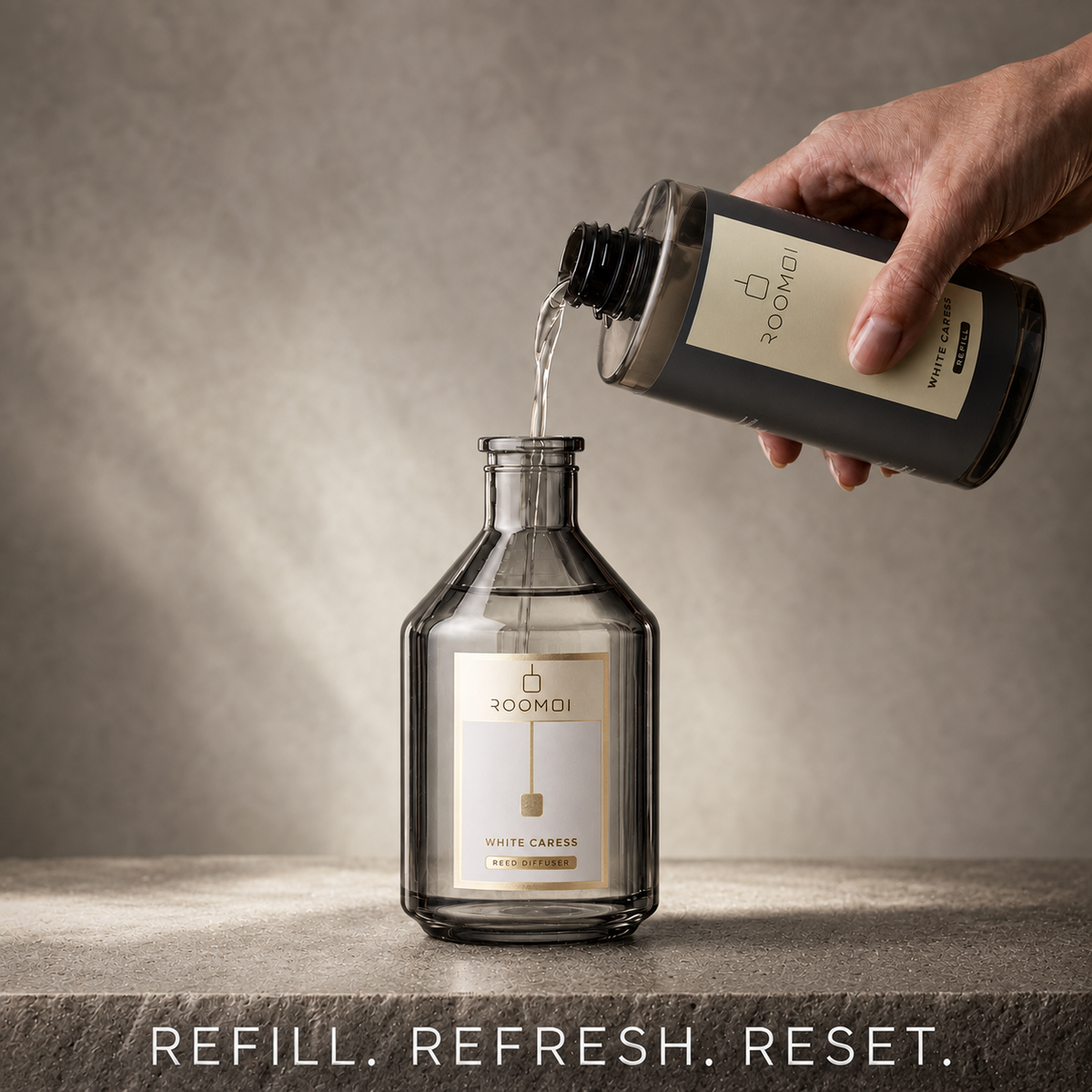 Roomoi White Caress 500ml Reed Diffuser Refill Demonstration