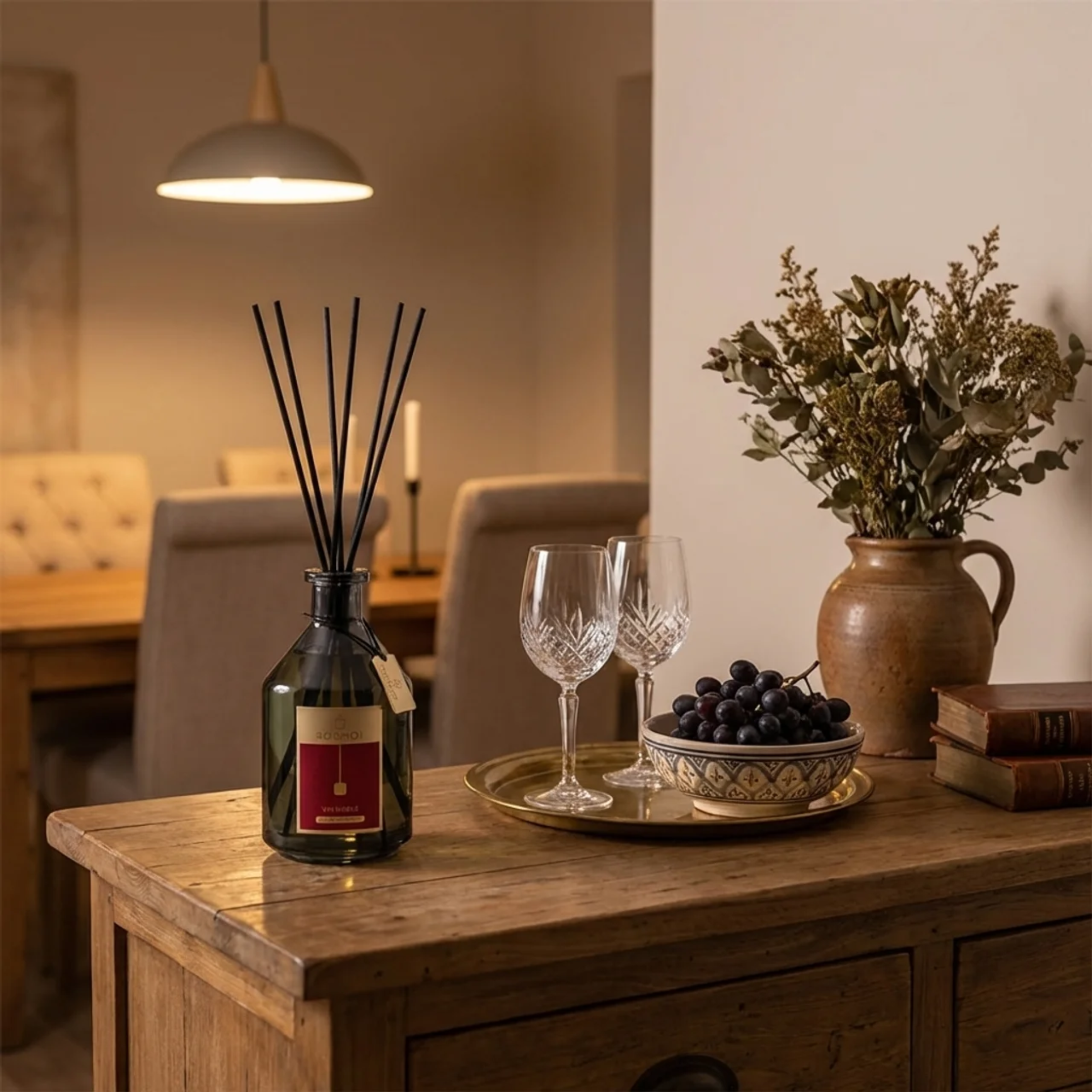 Roomoi Vin Noble in home setting